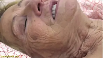 Old granny gets fucked spread pussy