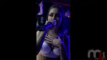 Real show tits