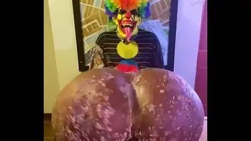 Victoria cakes anal